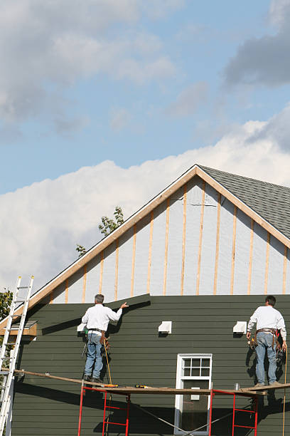 How To Choose The Right Materials for Your Siding Installation in 'Hawthorn Woods, IL